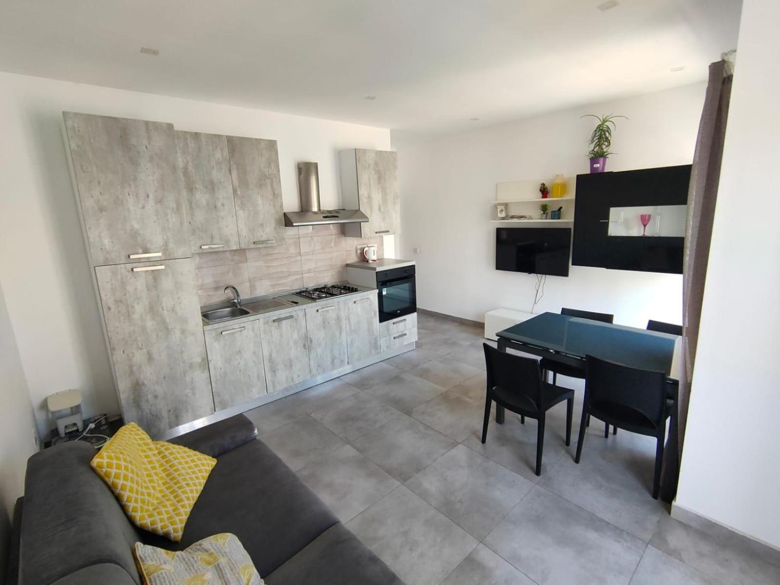 Cosy Seaside Apt, 200M From The Seafront Gzira Exterior photo