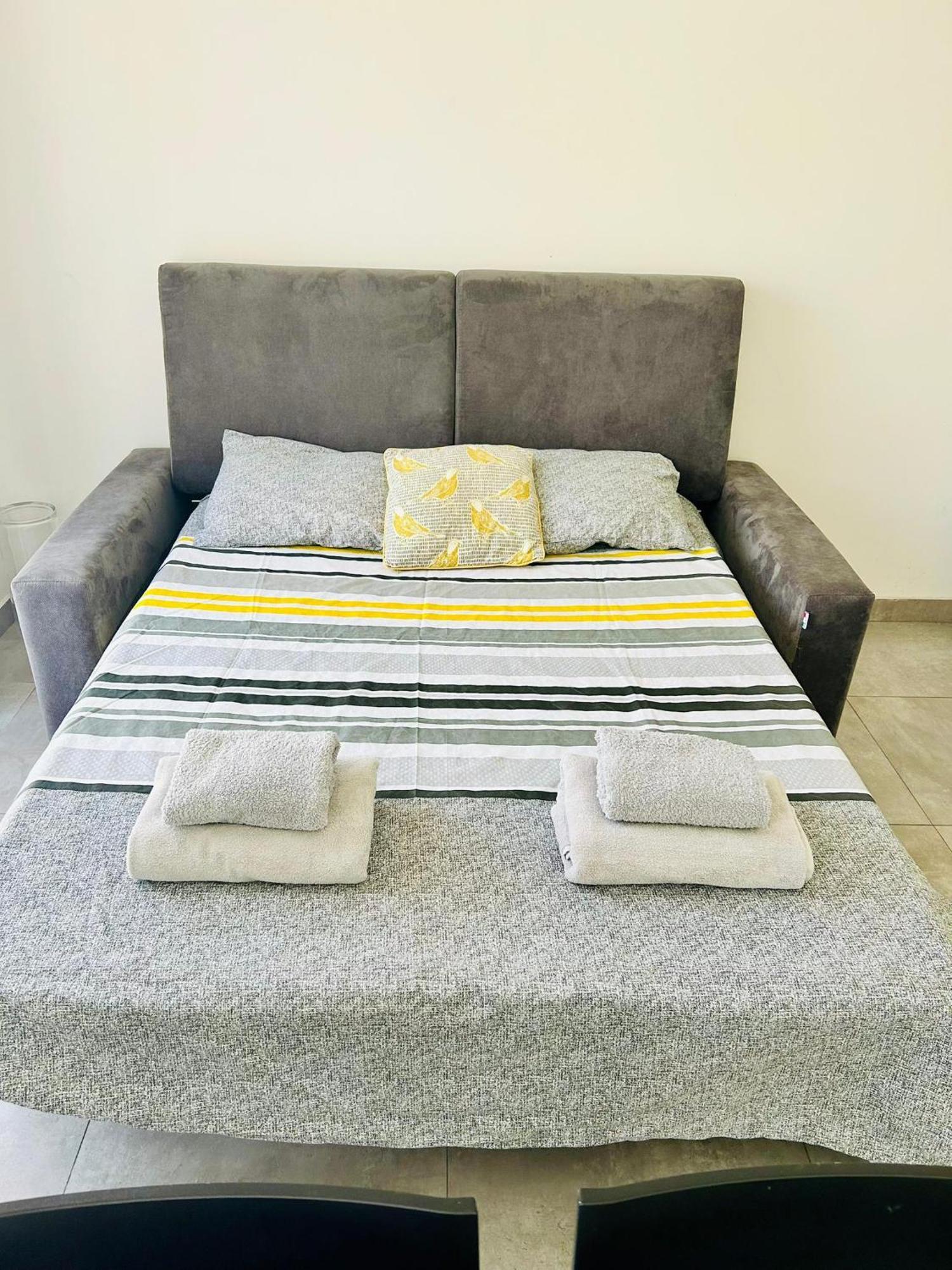 Cosy Seaside Apt, 200M From The Seafront Gzira Exterior photo